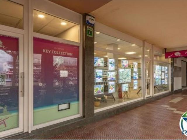 Chalet en Venta en Empuriabrava, Girona