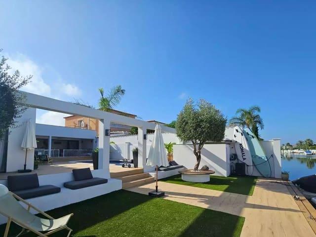 Chalet en venta en Empuriabrava, Girona Costa Brava