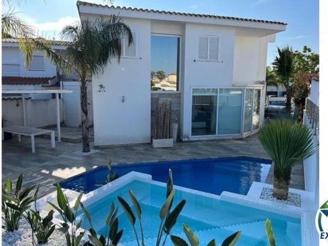 Chalet en venta en Empuriabrava, Girona Costa Brava