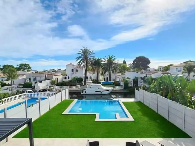 Chalet en venta en Empuriabrava, Girona Costa Brava