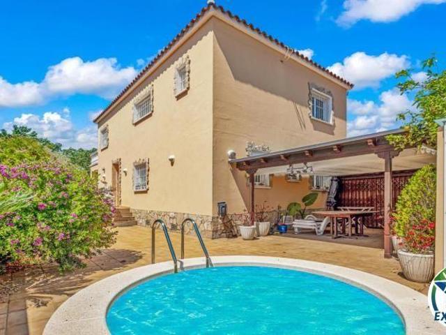 Chalet en venta en Empuriabrava