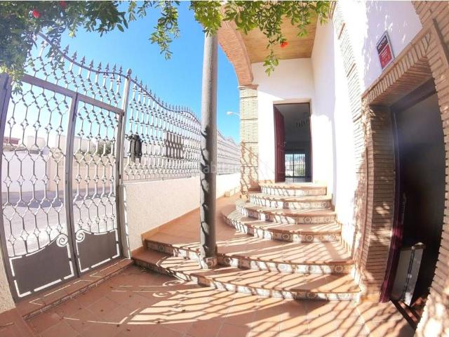 Chalet en venta en Ejido El, Santo Domingo. Expectacular vivienda en Santo Domingo, hecha a capricho con los mejores materiales, no te lo puedes imaginar tienes que. Chalets Ejido.