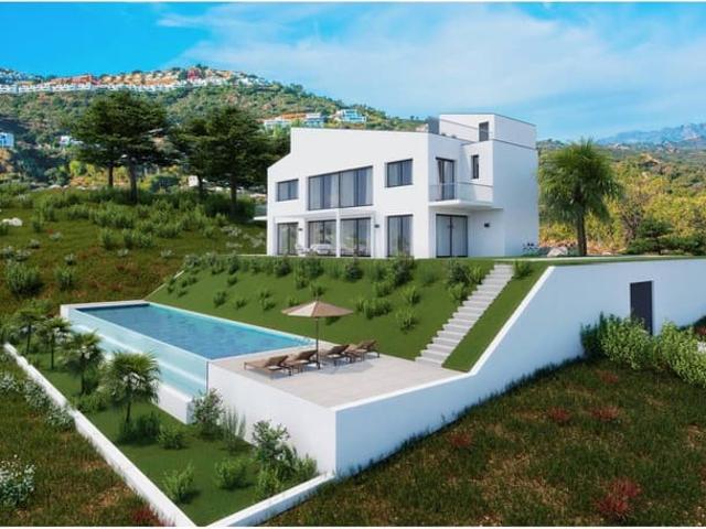 Chalet en venta en Elviria, Málaga Costa del Sol