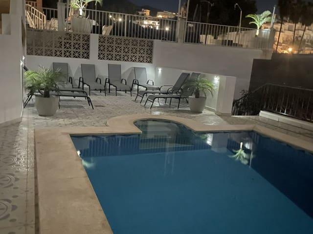 Chalet en venta en El Coto, Málaga