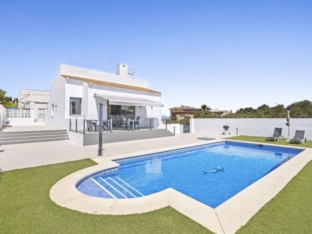 Chalet en venta en El Faro, Málaga Costa del Sol