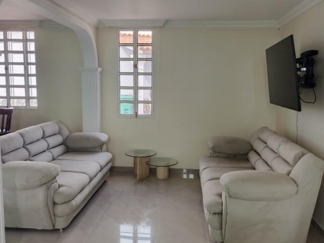 CHALET EN VENTA EN EL JUNQUITO 385MT2