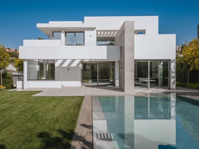 Chalet en venta en El Paraiso, Málaga Costa del Sol