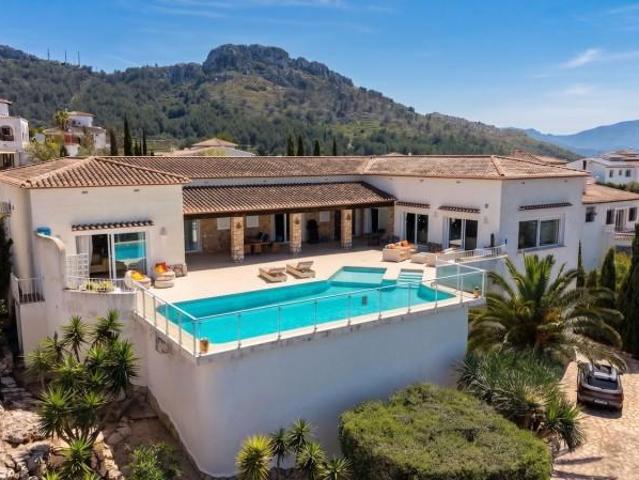 Chalet en venta en El Rafol d'Almunia, Marina Alta
