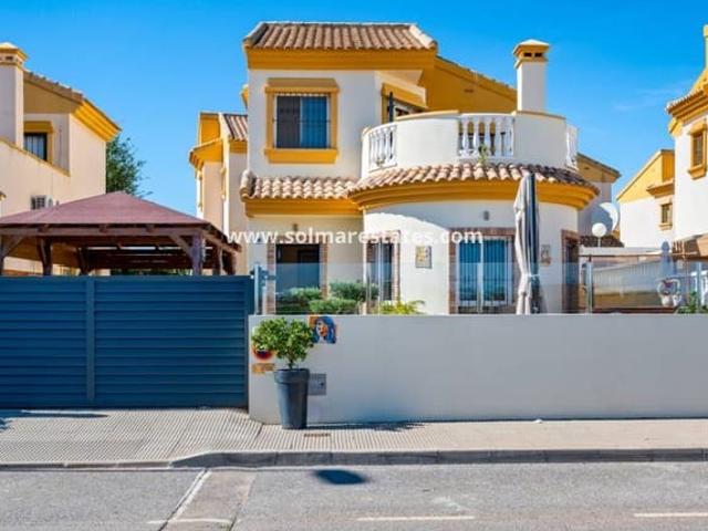 Chalet en venta en El Raso, Alicante Costa Blanca