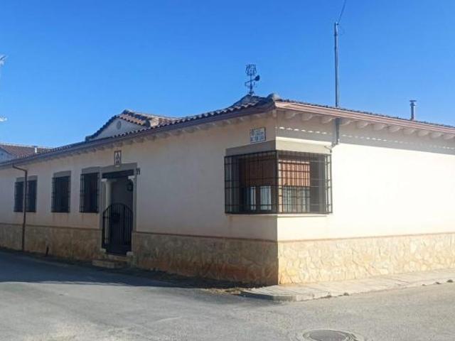 Chalet en venta en El Toboso, Calle Caballero del Verde Gabán, 14, 45820