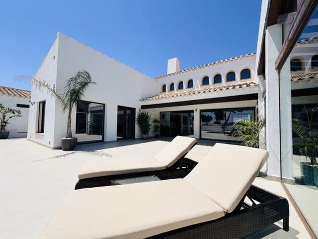 Chalet en venta en El Valle Golf Resort, Murcia