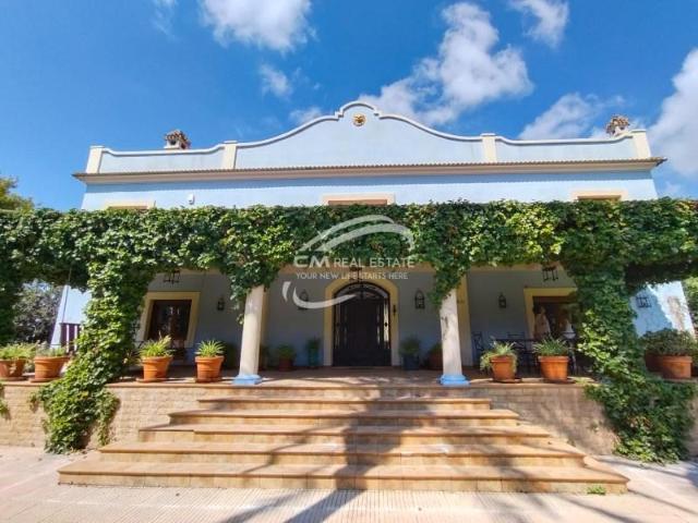 Chalet en venta en Elche