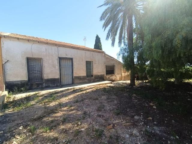 Chalet en venta en Elche Alicante