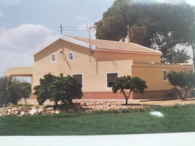 Chalet en venta en Elche Elx, Algorós El Derramador. Vivir en el campo sin renunciar a la ciudad. Chalets Elche.