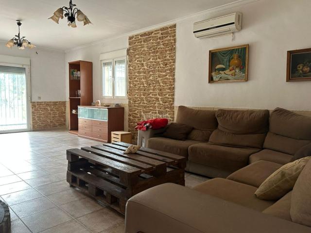 Chalet en venta en Elche Elx, Algorós El Derramador. Dos casas con parcela en Elche. Chalets Elche.