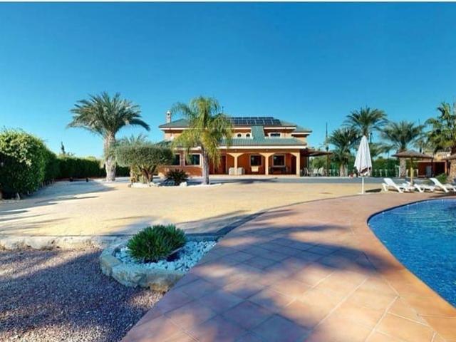 Chalet en venta en Elche / Elx, Alicante
