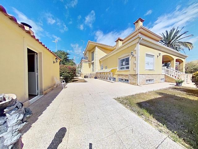 Chalet en venta en Elche Elx, Ciutat Jardí Torreta Verdí. Chalets Elche.
