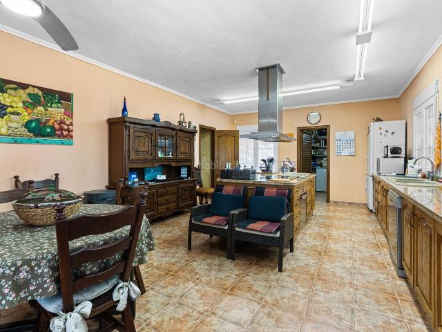 Chalet en venta en Elche Elx, El Altet. Chalet Independiente A 600 Metros De La Playa. Chalets Elche.