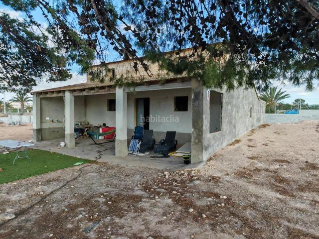 Chalet en venta en Elche Elx, Jubalcoi. CASA DE CAMPO PARA REFORMAR EN ALTABIX. Chalets Elche.