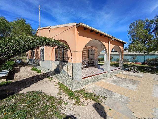 Chalet en venta en Elche Elx, Jubalcoi. Sin gastos de honorarios de agencia para comprador a. Chalets Elche.