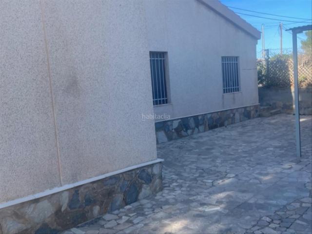 Chalet en venta en Elche Elx, Jubalcoi. Se vende casa de campo a 5 minutos de Elche y bien comunicada. Chalets Elche.