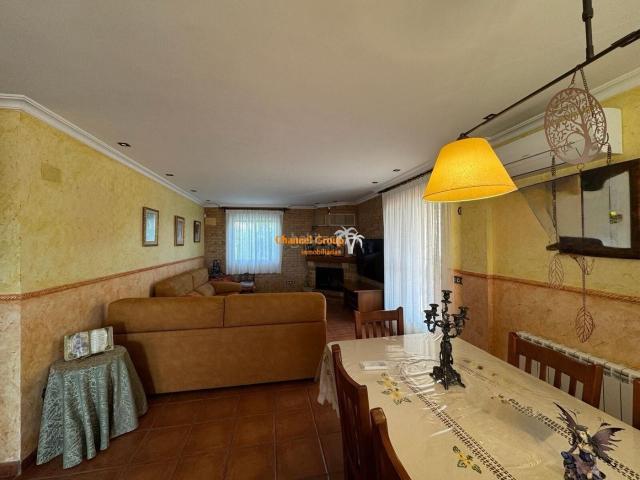 Chalet en venta en Elche Elx, Jubalcoi. VENTA DE ESPECTACULAR CHALET EN BONAVISTA. Chalets Elche.