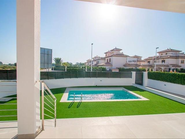 Chalet en venta en Elche Elx, La Marina. 2 ÚLTIMAS VILLAS EN LA MARINA, ALICANTE COSTA BLANCA. Chalets Elche.