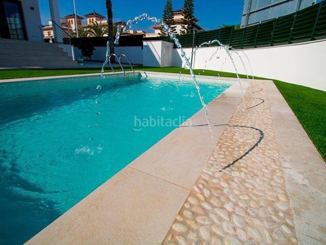 Chalet en venta en Elche Elx, La Marina. 2 ÚLTIMAS VILLAS EN LA MARINA, ALICANTE COSTA BLANCA. Chalets Elche.