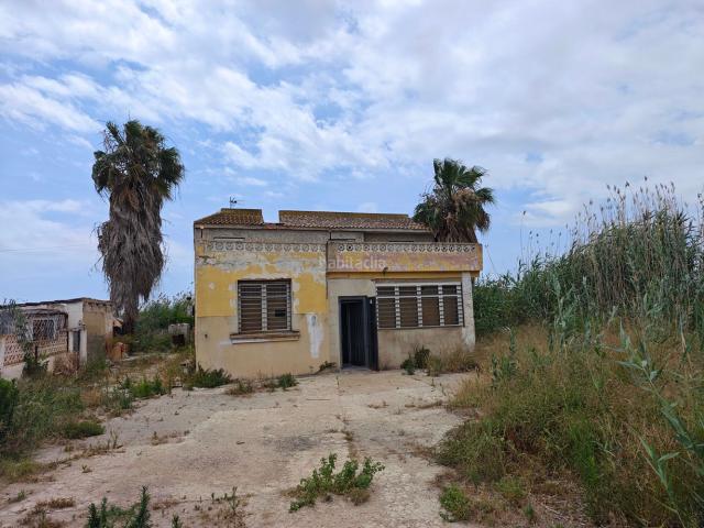 Chalet en venta en Elche Elx, La Marina. Chalets Elche.