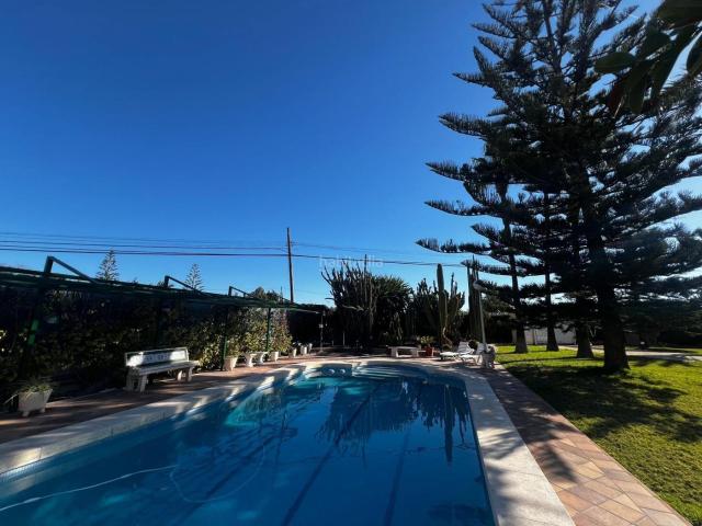 Chalet en venta en Elche Elx, Las Bayas. Chalet en Elche, zona las Bayas. Chalets Elche.