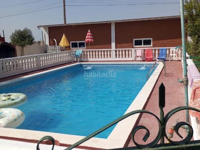 Chalet en venta en Elche Elx, Perleta Maitino. Chalet independiente rebajado de precio en Elche, zona TorrellanoMaitino, a solo 5 km del mar. Chalets Elche.
