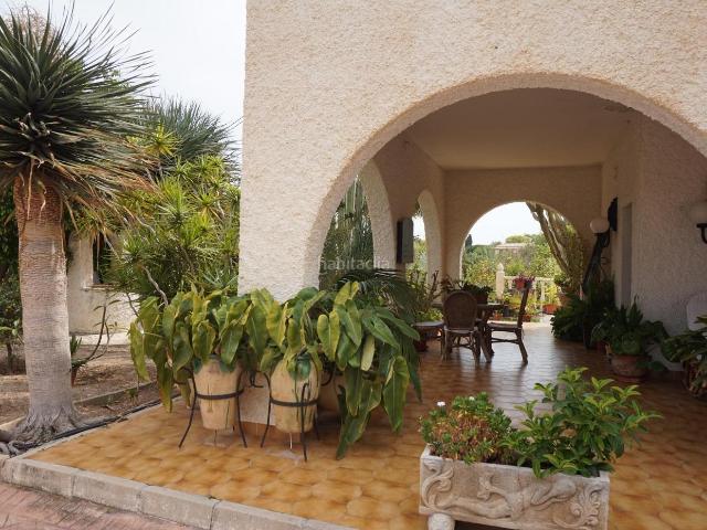 Chalet en venta en Elche Elx, Peña de las Águilas. OCASIÓN! VENTA de Chalet con encanto en PEÑA DE LAS ÁGUILAS!. Chalets Elche.