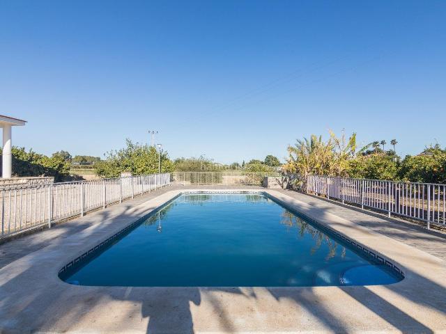 Chalet en venta en Elche Elx, Valverde. CHALET EN VALVERDE CTRA. SANTA POLA ELCHE!. Chalets Elche.