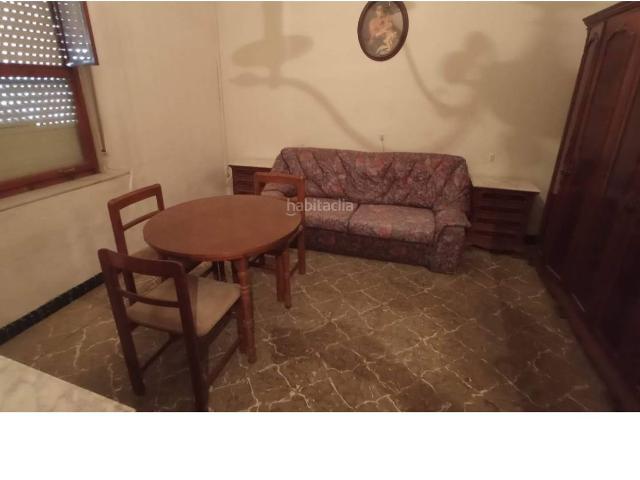 Chalet en venta en Elda, Centro. Casa unifamiliar en venta en Elda. Chalets.