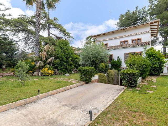 Chalet en venta en Eliana l´, Entrepinos. EL LIENZO DE TUS SUEÑOS EN ENTREPINOS, LA ELIANA!. Chalets Eliana.