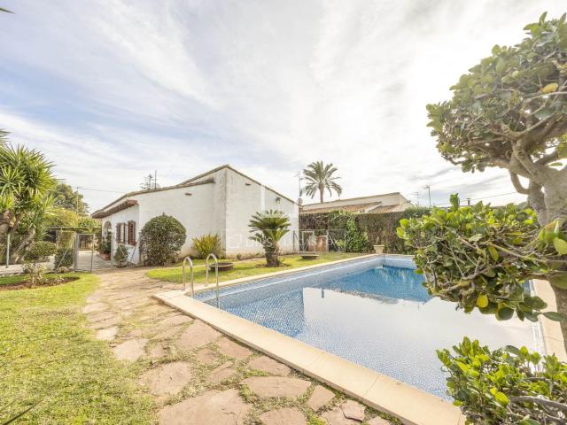 Chalet en venta en Eliana l´, El Carme Sant Agustí Bonavista. Casa villa de 3 dormitorios en venta en La Eliana, Valencia. Chalets Eliana.