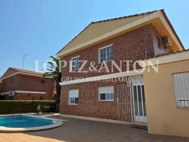 Chalet en venta en Eliana l´, Montealegre. Chalets Eliana.
