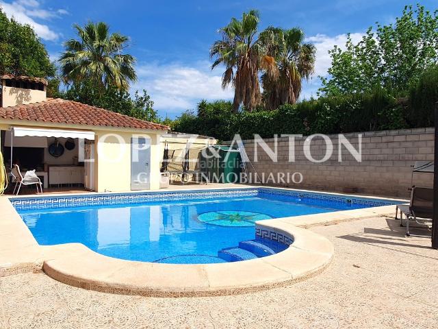 Chalet en venta en Eliana l´, Montealegre. Chalets Eliana.