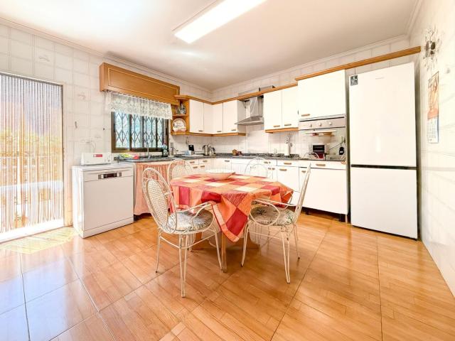 Chalet en venta en Eliana l´, Montesol. CHALET A LA VENTA CON PISCINA EN LELIANA. Chalets Eliana.