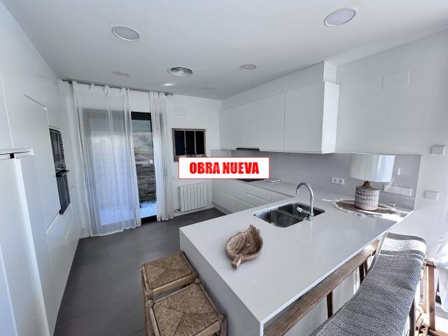 Chalet en venta en Estartit, L´Estartit Poble Costa Brava. Chalets.