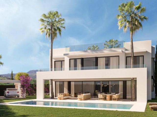 Chalet en venta en Estepona, Campanario Nueva Milla De Oro