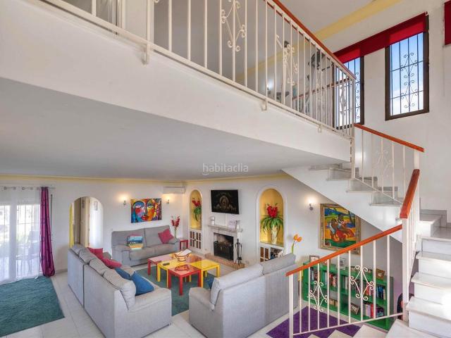 Chalet en venta en Estepona, Guadalobón. Casa Chalet independiente en venta en La Gaspara 29693 Málaga España 0, La Gaspara. Chalets.