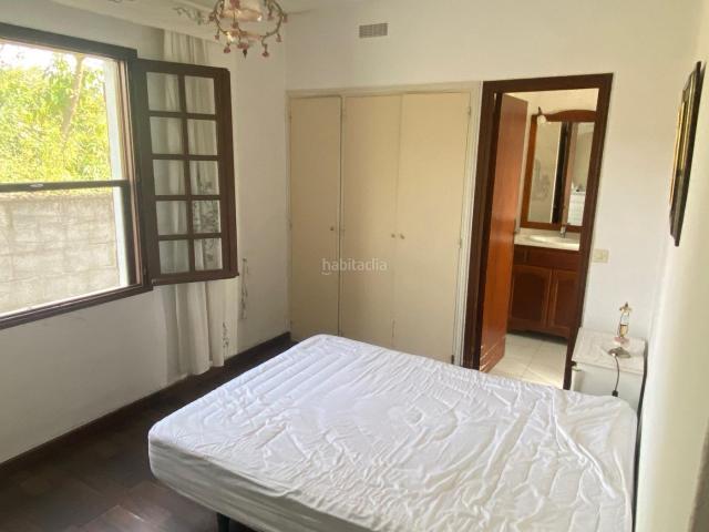 Chalet en venta en Estepona, El Velerín. Finca piscina privada a poca distancia de la playa. Chalets.