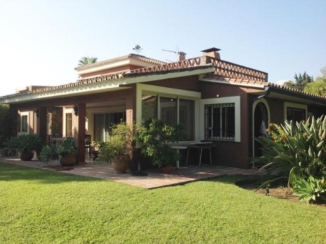 Chalet en venta en Estepona, Estepona