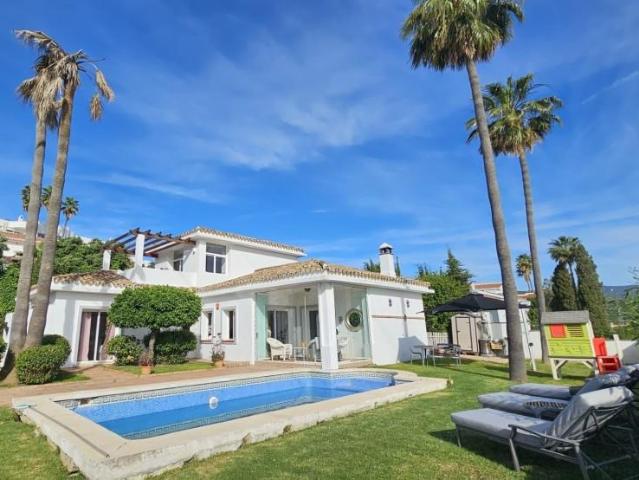 Chalet en venta en Estepona, Estepona Golf