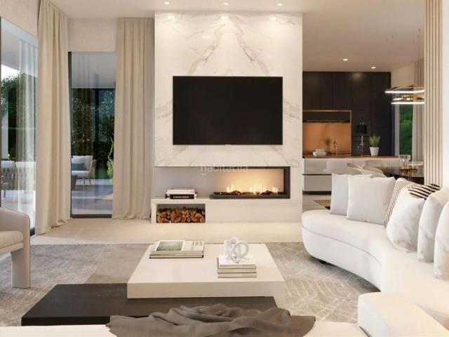 Chalet en venta en Estepona, La Concha Resina Golf. Chalets.