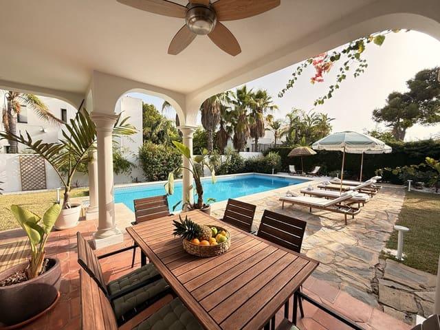Chalet en venta en Estepona, Málaga Costa del Sol