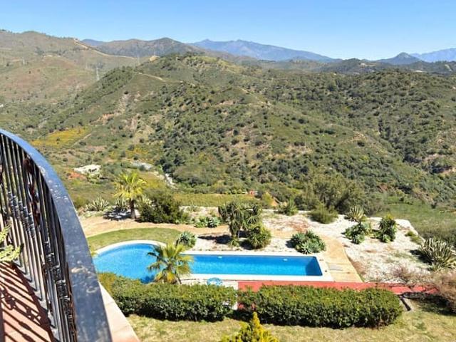 Chalet en venta en Estepona, Málaga Costa del Sol