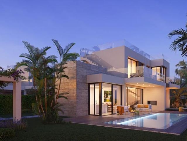Chalet en venta en Estepona, Málaga Costa del Sol