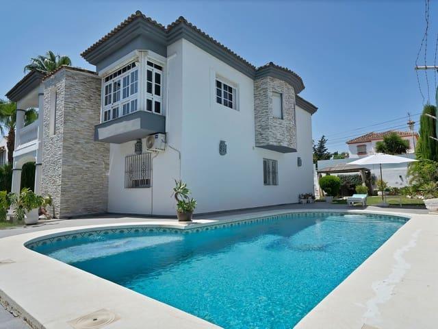 Chalet en venta en Buenas Noches, Málaga Costa del Sol